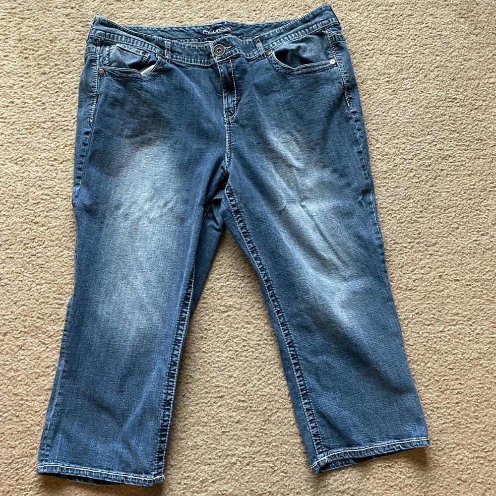 Maurices size 24 capri pants